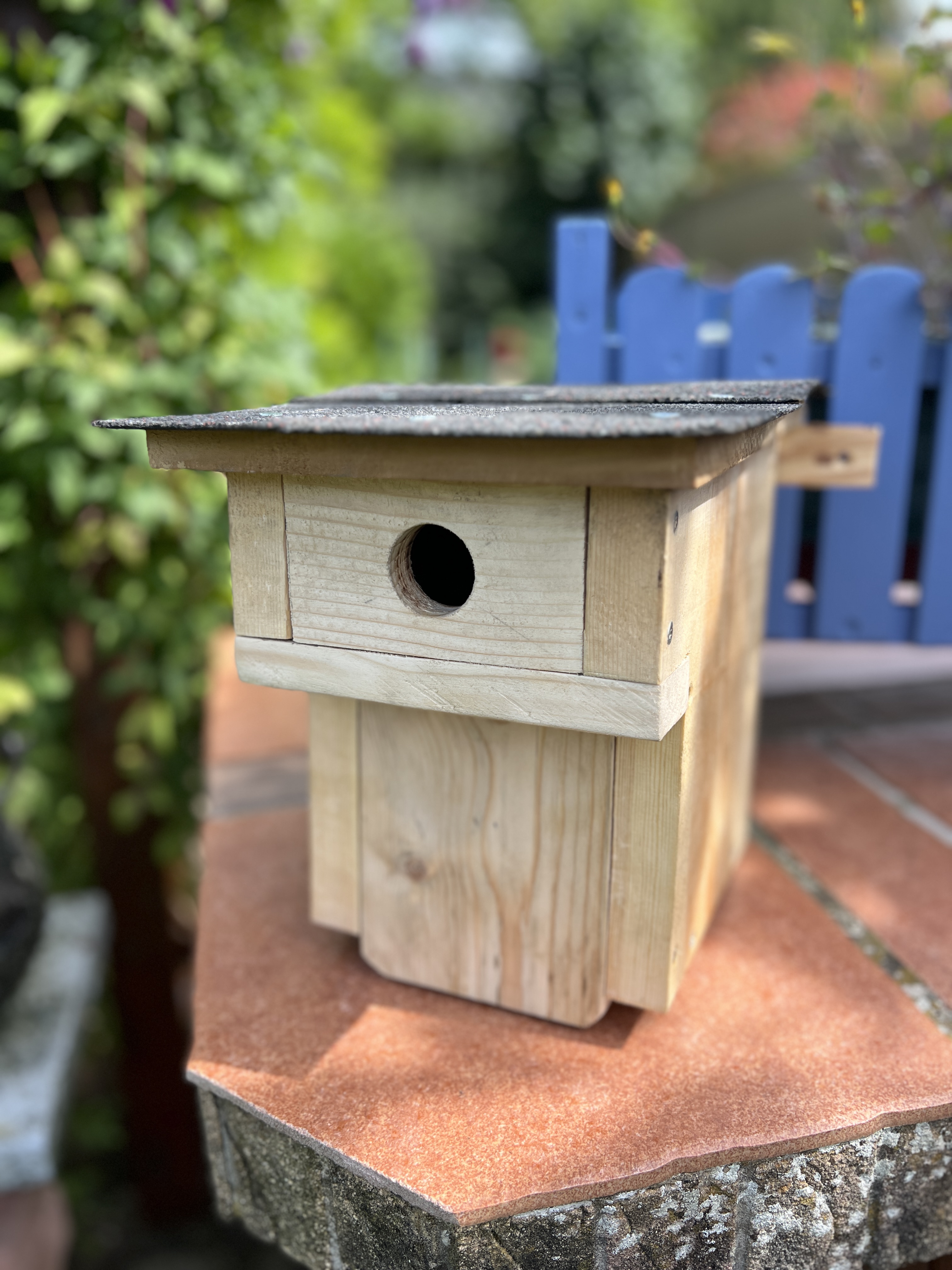 Nichoir type balcon